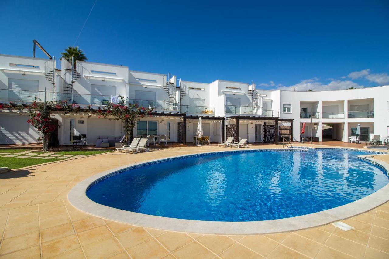 Cliff-Top Townhouse With Stunning Ocean Views Карвоейру Экстерьер фото